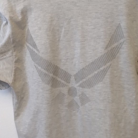 US Military US Air Force Work out Shirt in Size Women's Small - Picture 2 of 8